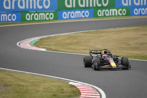 F1 GP Giappone: Verstappen quarta pole position consecutiva, Ferrari poco brillante