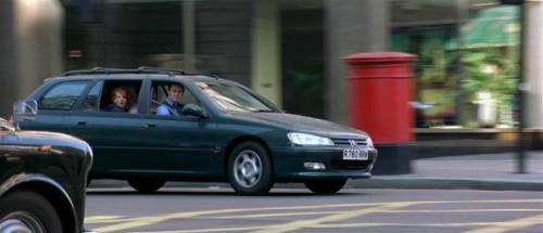 La Peugeot che portò Hugh Grant da Julia Roberts in Notting Hill 