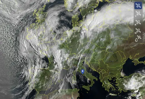 Meteo in bilico da metà aprile: che tempo farà il 25 aprile e il primo maggio