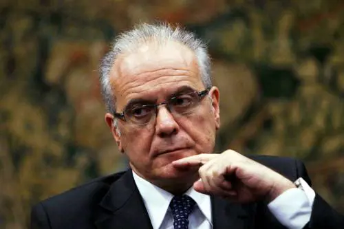 "Non ci sono vere motivazioni: vogliono accusare il centrodestra"