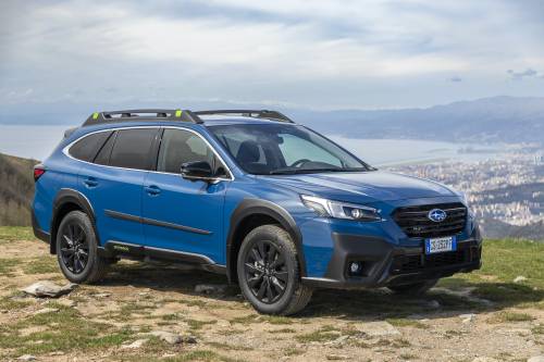 Nuova Subaru Outback Geyser, debutta l’allestimento premium che mescola le anime outdoor e touring