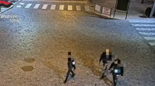 Rapine, pestaggi e stupro: l'orrore della baby gang di nordafricani a Torino