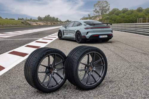 Pirelli P Zero, due nuovi e speciali pneumatici per la Porsche Taycan