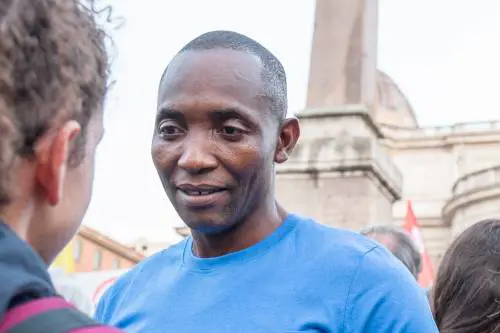 La parabola di Soumahoro, dagli stivali sporchi di fango al sostegno della "lista musulmana" di Monfalcone