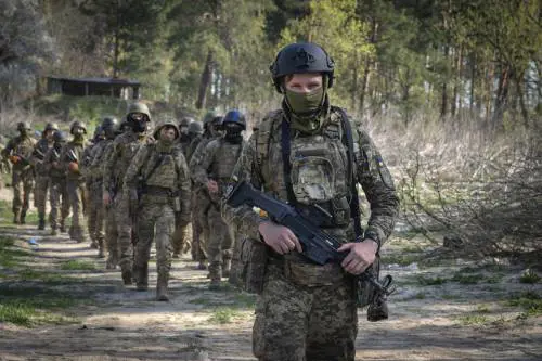 Kiev, nuove regole per avere 500mila reclute