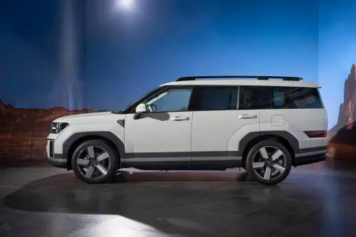 Nuova Hyundai Santa Fe: guarda tutte le foto