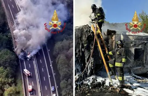Tir in fiamme sulla A1: Italia spezzata in due all'altezza di Arezzo