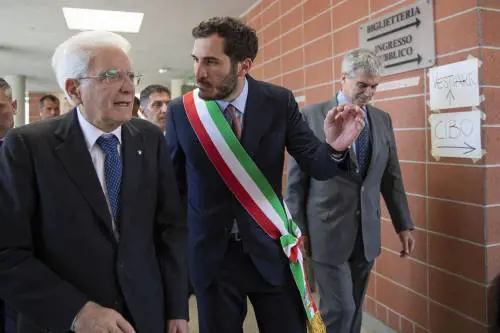 "Costruì le case popolari solo a Predappio". Sinistra lunare: l'emergenza abitativa è colpa del Duce