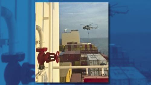 “Sequestrata una nave nello stretto di Hormuz”. Iran pronto a colpire Israele