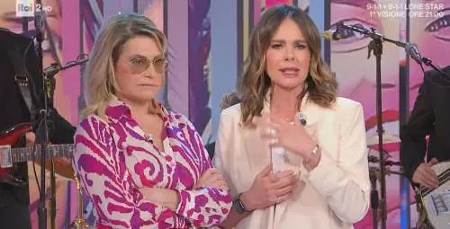Simona Ventura abbandona la diretta di Citofonare Rai2: "Non ce la faccio"