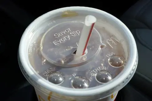 La Coca Cola è "più buona" al McDonald's. E lo dice una scienziata