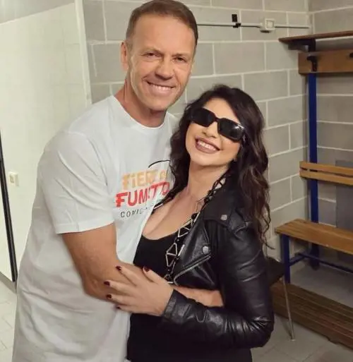Rocco Siffredi, Cristina D'Avena e la foto sui social: "Presto grandi novità..."
