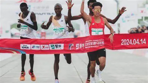 La cineseria alla mezza maratona perché l'importante è ingannare