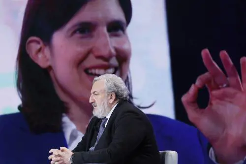 Lo schiaffo di Emiliano alla Schlein: "Niente rimpasto, solo una sostituzione"