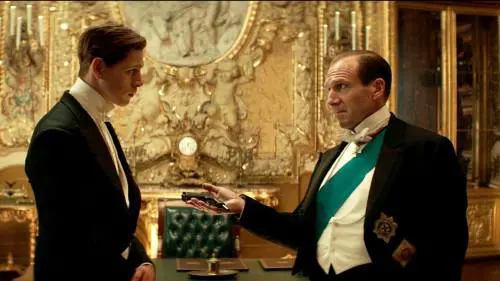 The King's Man - Le origini. Il (vero) dettaglio sul nonno della Regina Elisabetta che forse non avete notato