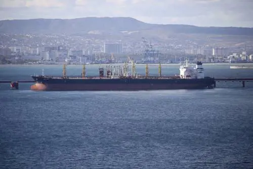 "Rischio di catastrofe ambientale". La denuncia della Svezia contro le petroliere russe