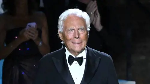 La successione, le fusioni e la quotazione in Borsa. Giorgio Armani: "Non escludo nulla"