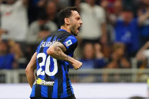 Il B&B all'italiana e la "vendetta" di Calhanoglu. Sommer e Darmian la sintesi perfetta tra nuovi e veterani