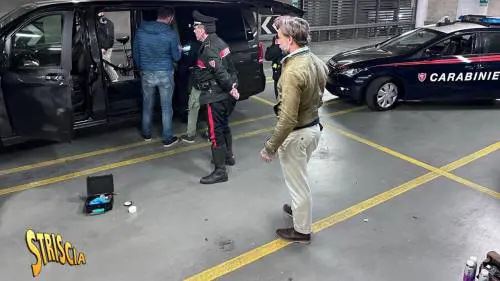 Vittorio Brumotti derubato in pieno centro a Milano: sparite le telecamere e la bici da guinness