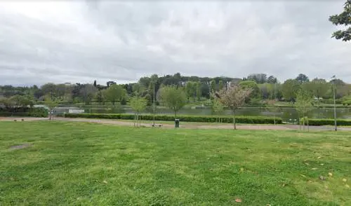 Roma, paura all'Eur, coppia assalita da una baby gang: nel gruppo anche due bambine