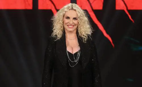 "Ha rifiutato Sanremo 2025". Il retroscena su Antonella Clerici e il Festival