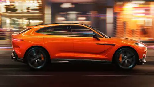 Aston Martin DBX707 restyling, guarda tutte le foto