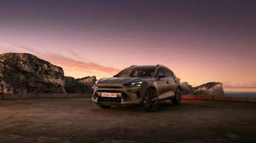 Nuova Cupra Formentor 2024, il restyling presentato in anteprima mondiale