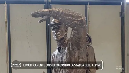 Follia pacifista: censurano l'alpino perché la statua ha un'arma