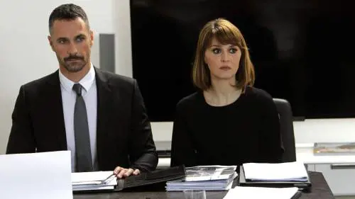 Paola Cortellesi, Angelina Jolie e Julia Roberts: cosa guardare stasera in tv