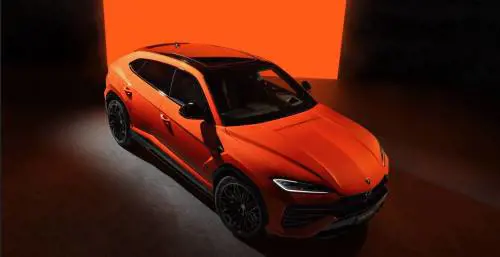 Auto China 2024: la star italiana è Lamborghini Urus SE,  primo SuperSuv ibrido plug-in