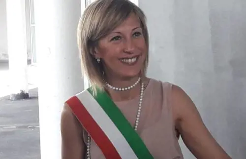 La sindaca di Castellanza muore di infarto dopo la festa del 25 aprile. "Aveva ancora la fascia tricolore"