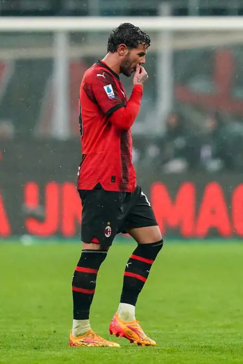 Nell'era Cardinale rossoneri come l'Espanyol nel derby col Barcellona. Con i conti a posto non si conquistano i tifosi