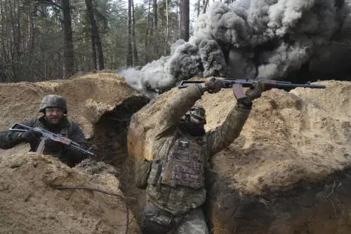 I russi colpiscono le centrali elettriche. In attesa delle armi l'Ucraina è alle corde