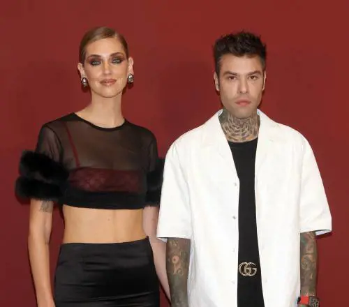 "Lo chiederanno il prossimo mese". Il retroscena sul divorzio tra Fedez e Chiara Ferragni