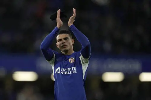 "Spero di tornare un giorno". Thiago Silva lascia il Chelsea a fine stagione