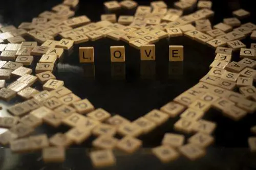 L'ultima frontiera woke: lo Scrabble inclusivo dove nessuno perde