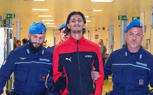 Baby Gang torna in cella: "Con i post vìola i domiciliari"