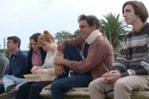 "Sei fratelli", riuscito ritratto di una famiglia allargata e disfunzionale