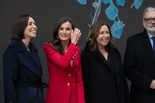 "Niente altro che la verità". Il presunto ex amante della Regina Letizia torna all’attacco