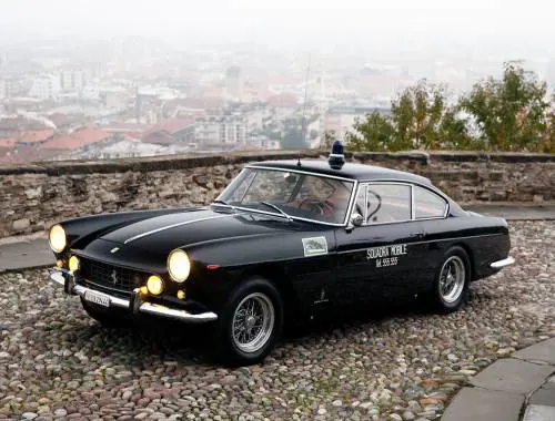 "Quella Ferrari è storica, non si può vendere". E il ministero blocca il proprietario della 250 GTE