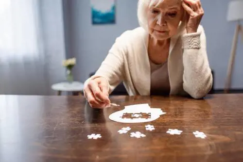 Alzheimer: maggiori rischi di contrarlo se è stato sviluppato dalla madre. Lo studio