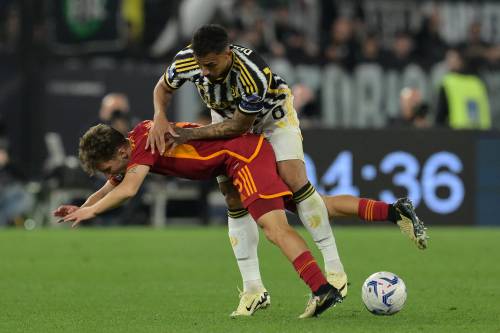 Roma e Juventus non si fanno male. I bianconeri "blindano" la Champions
