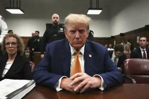 Processo Stormy alle battute finali: è il giorno della difesa Trump