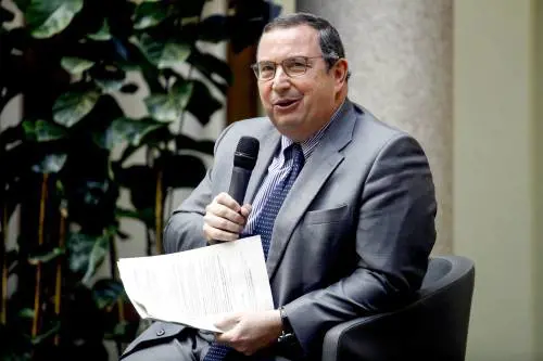 Bpm: "Avanti con gli esuberi anche senza l'ok sindacale"
