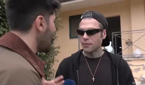 La lite Fedez-Iovino, le botte e gli ultrà-bodyguard