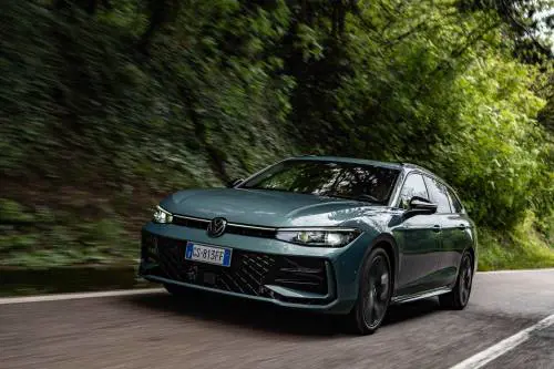Nuova Volkswagen Passat, primo contatto