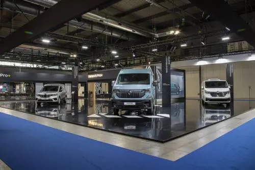 Renault Master, guarda tutte le foto