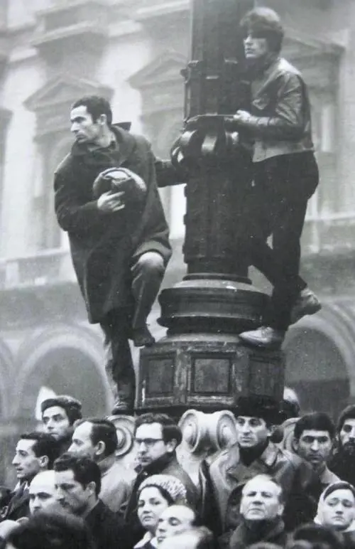 Quei funerali a Milano e la democrazia in lutto