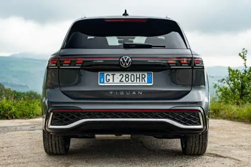 Nuova Volkswagen Tiguan, primo contatto