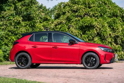 Primo contatto con la nuova Opel Corsa Hybrid